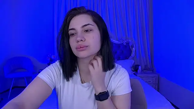 Snapshot of AdrianaTorres chatting on 02/06/26, 05:34 AdrianaTorres online show from 02/06/26, 05:34