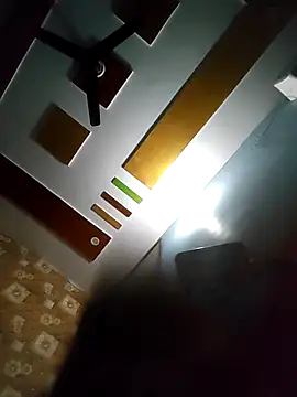 Snapshot of Hasinaji chatting on 11/07/25, 04:18 Hasinaji online show from 11/07/25, 04:18