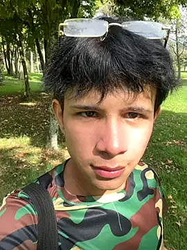 Snapshot of Bay_freedo chatting on 11/08/25, 07:34 Bay freedo online show from 11/08/25, 07:34