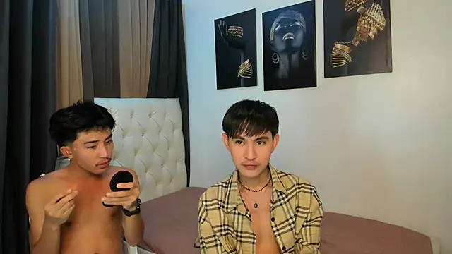 Snapshot of Urloverhardcock chatting on 11/08/25, 05:12 Urloverhardcock online show from 11/08/25, 05:12