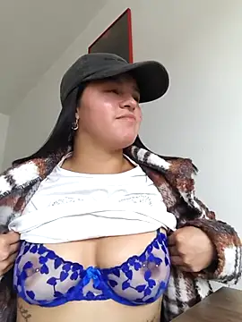 ALEJA  22 online show from 04/17/26, 09:18