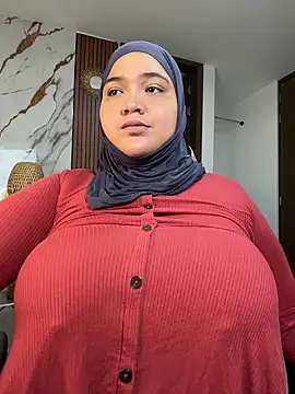 Snapshot of sweetmuslim01 chatting on 06/30/26, 08:54 sweetmuslim01 online show from 06/30/26, 08:54