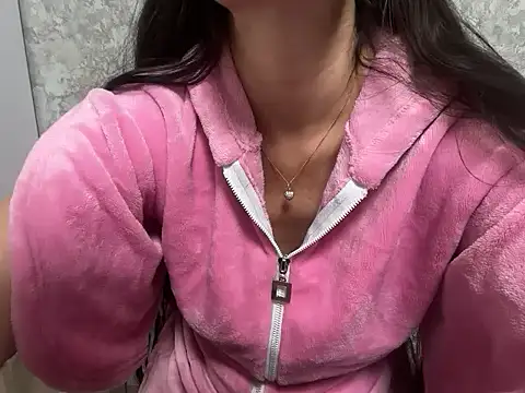 Angelinaa19 online show from 12/05/25, 03:09