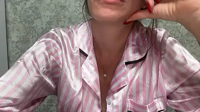 Angelinaa19 online show from 03/23/26, 08:35