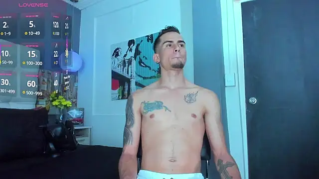 Sharon Tyga20 online show from 11/18/25, 08:24