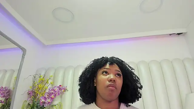 BrendaFernandez  online show from 02/25/26, 01:54