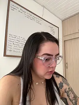 cleo wale  online show from 11/28/25, 01:47