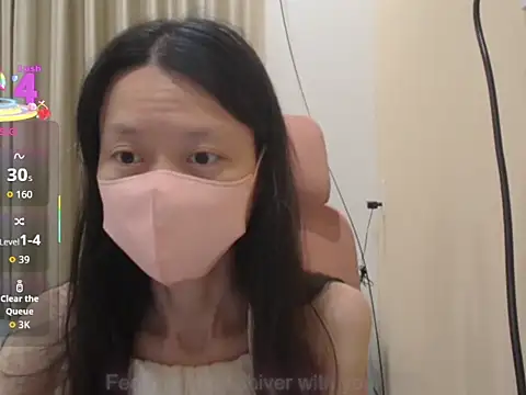 Lil-Cherries online show from 11/10/25, 04:06