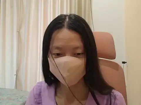 Lil-Cherries online show from 01/18/26, 05:22