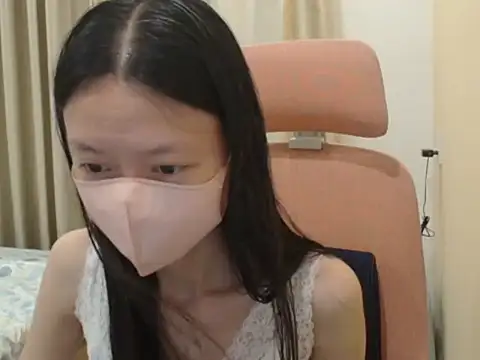 Lil-Cherries online show from 03/17/26, 11:13