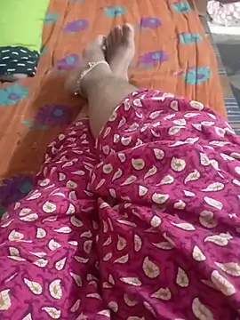 Snapshot of Rathi_telugu_couple chatting on 07/06/26, 04:20 Rathi telugu couple online show from 07/06/26, 04:20