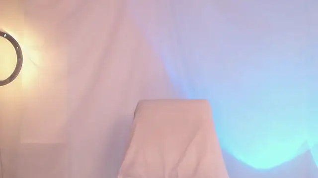 Belladonna lips online show from 03/11/26, 10:38