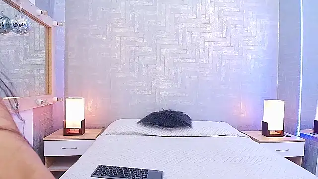 EmylyTaylor FG online show from 11/10/25, 08:52