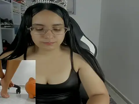 queen findom1 online show from 12/05/25, 05:38