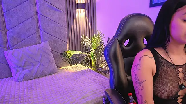 AuroraLanee  online show from 11/08/25, 07:19