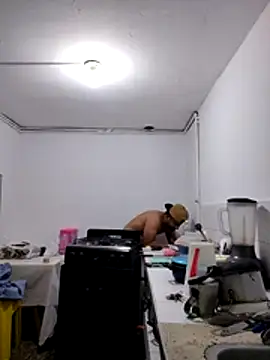 themorenofit08 online show from 04/15/26, 11:05