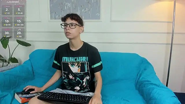 AliceMadnes online show from 03/08/26, 02:10