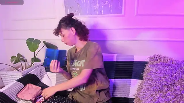 AliceMadnes online show from 03/14/26, 12:43