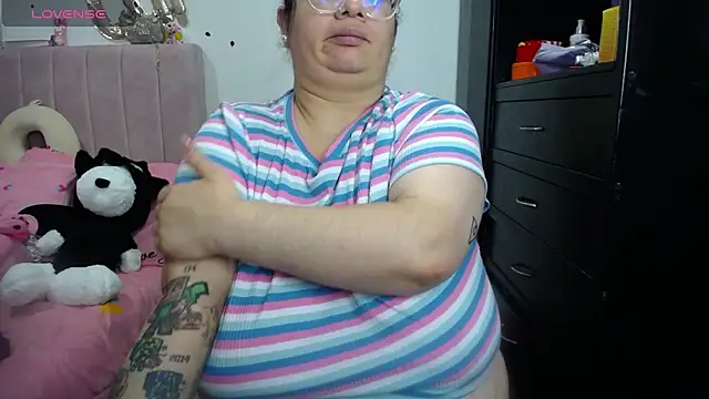 kattybbwbigboobs  online show from 04/06/26, 09:21