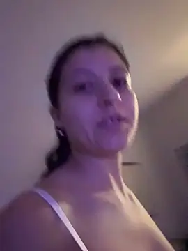 SaintNina online show from 11/29/25, 04:37