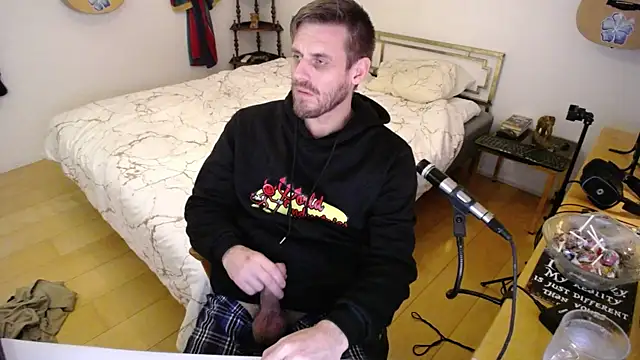 skatejocke online show from 12/05/25, 01:14