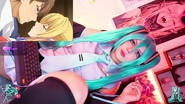 Snapshot of Noha-- chatting on 11/18/25, 11:47 Noha-- online show from 11/18/25, 11:47