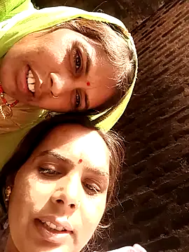 Snapshot of CUTE_V_SEXY chatting on 11/09/25, 03:27 CUTE V SEXY online show from 11/09/25, 03:27