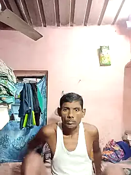 Snapshot of AjitArti chatting on 11/08/25, 05:51 AjitArti online show from 11/08/25, 05:51