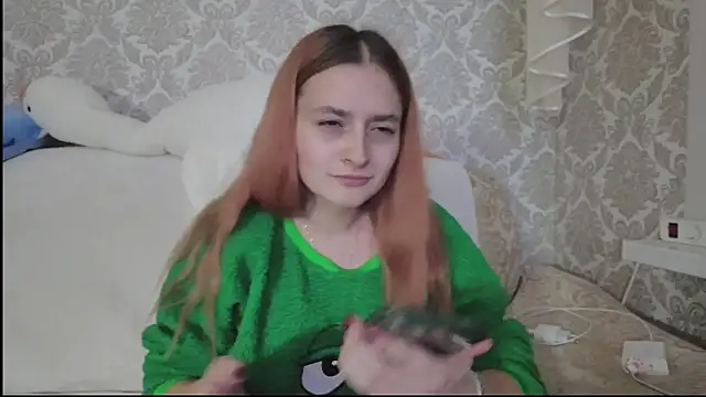 SweetLiaison online show from 11/13/25, 04:50