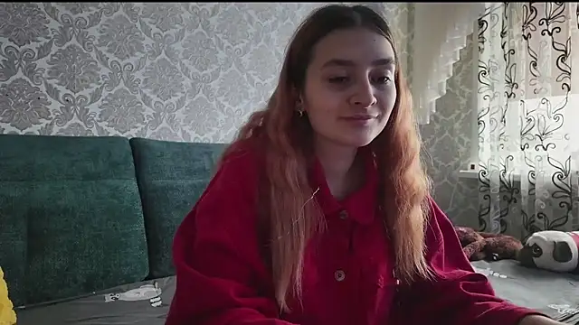 SweetLiaison online show from 12/17/25, 06:41