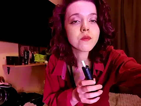 Snapshot of violetwitch chatting on 11/14/25, 01:04 violetwitch online show from 11/14/25, 01:04