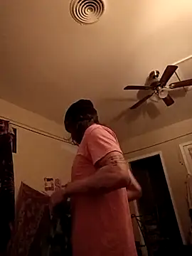 Snapshot of White_chocolate69 chatting on 11/28/25, 08:28 White chocolate69 online show from 11/28/25, 08:28