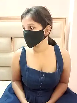 Sexy Divya   online show from 11/16/25, 05:02