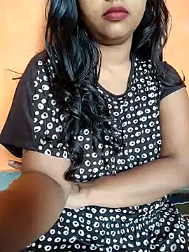 Sexy Divya   online show from 05/18/26, 12:51