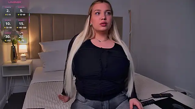 KilianaNoir online show from 01/12/26, 06:40