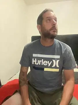 Snapshot of vanevip123 chatting on 11/19/25, 11:10 vanevip123 online show from 11/19/25, 11:10