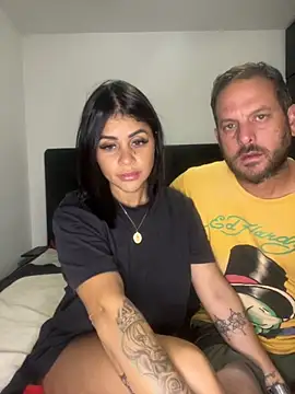 Snapshot of vanevip123 chatting on 11/22/25, 12:42 vanevip123 online show from 11/22/25, 12:42