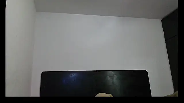 Snapshot of vanevip123 chatting on 03/03/26, 12:50 vanevip123 online show from 03/03/26, 12:50