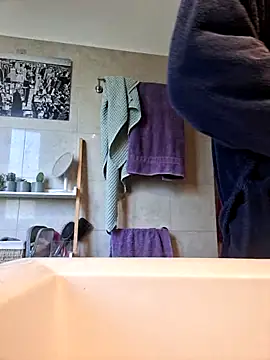 CuteDaddy92 online show from 12/05/25, 11:41