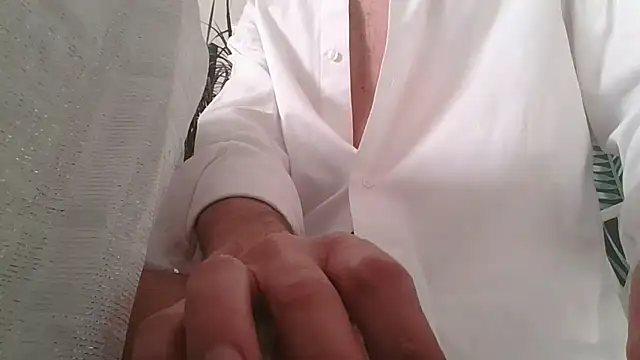 Snapshot of CuteDaddy92 chatting on 02/13/26, 02:13 CuteDaddy92 online show from 02/13/26, 02:13