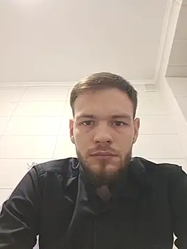 Snapshot of BlabbedH chatting on 12/14/25, 07:40 BlabbedH online show from 12/14/25, 07:40