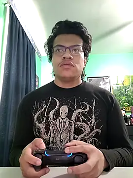 Snapshot of Crypticfreak50 chatting on 11/07/25, 04:40 Crypticfreak50 online show from 11/07/25, 04:40