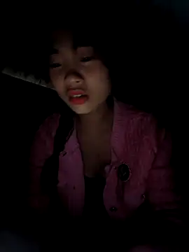 Lynly k2 online show from 11/11/25, 12:43