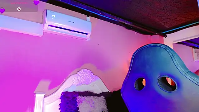 AnnaRouseQueen online show from 02/02/26, 08:29