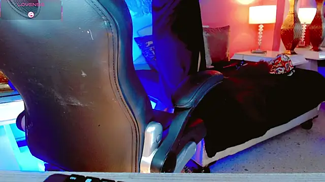 AnnaRouseQueen online show from 03/05/26, 08:16