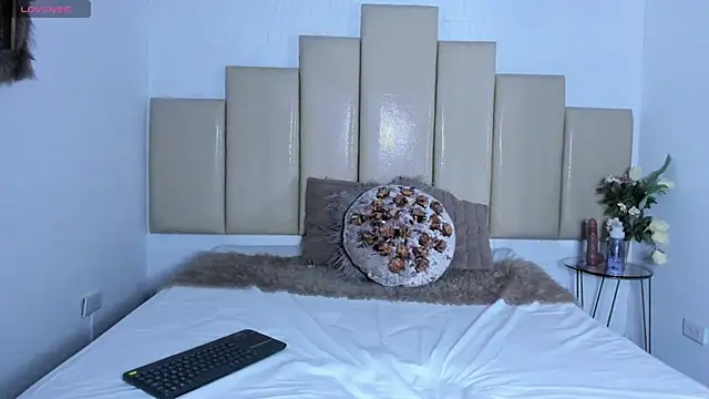 meredith jones online show from 11/20/25, 03:07