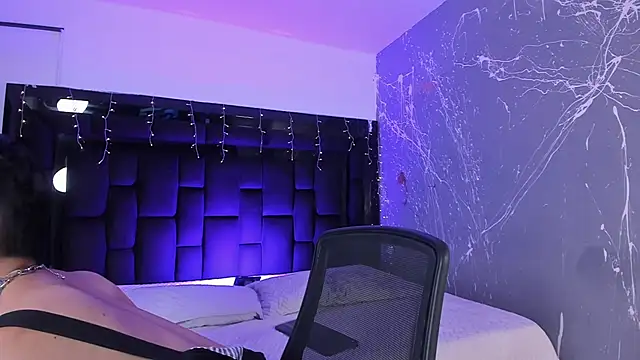 NicoKingg  online show from 12/18/25, 03:01