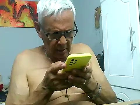 dirtysluttyfist online show from 11/20/25, 09:58