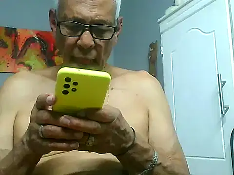 dirtysluttyfist online show from 11/25/25, 05:02