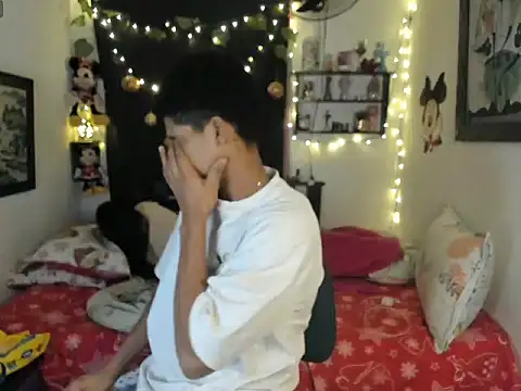 JUANBIGCOCK21CM online show from 12/15/25, 09:02